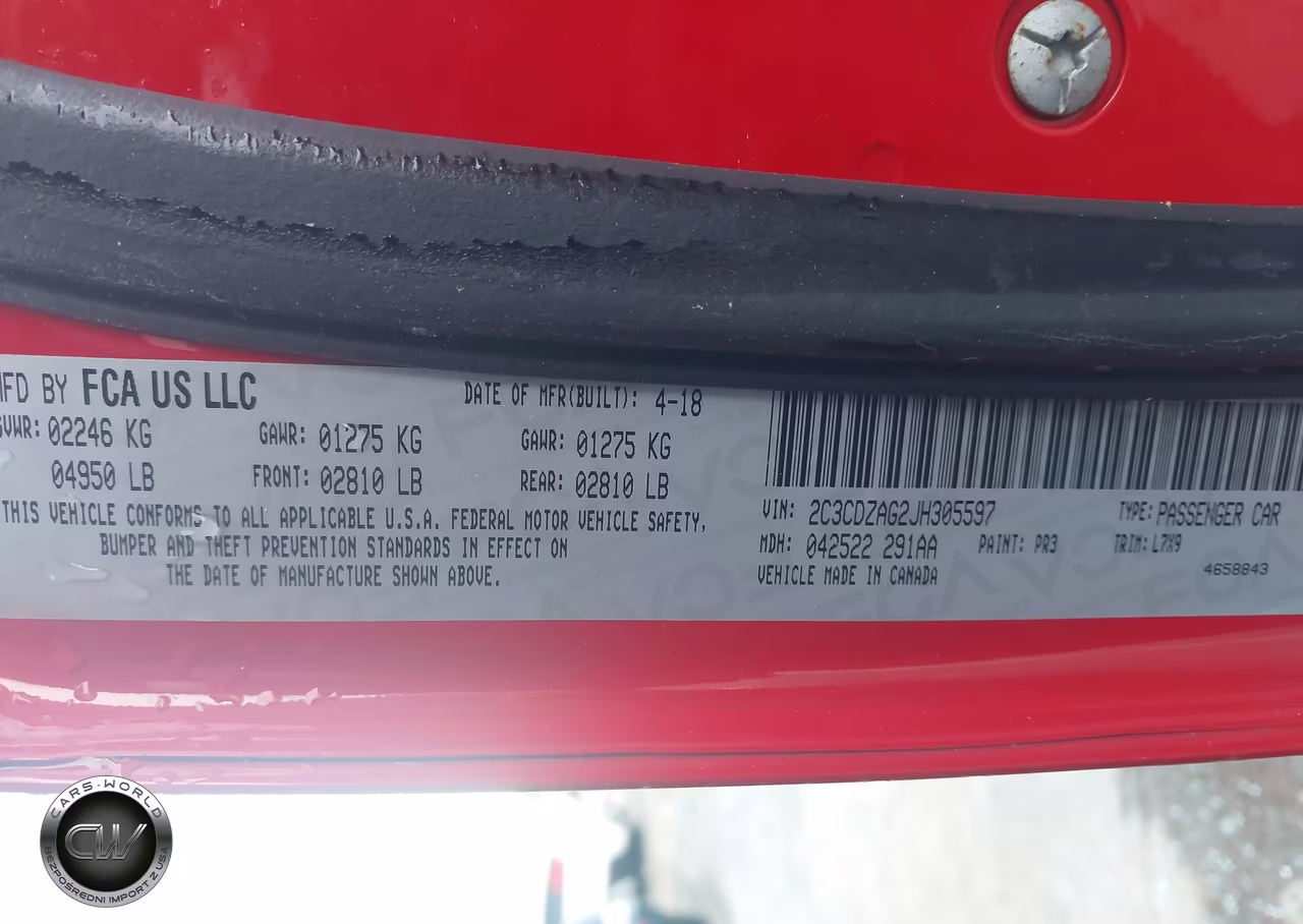 2018 Dodge Challenger Sxt VIN:2C3CDZAG2JH305597 - 9