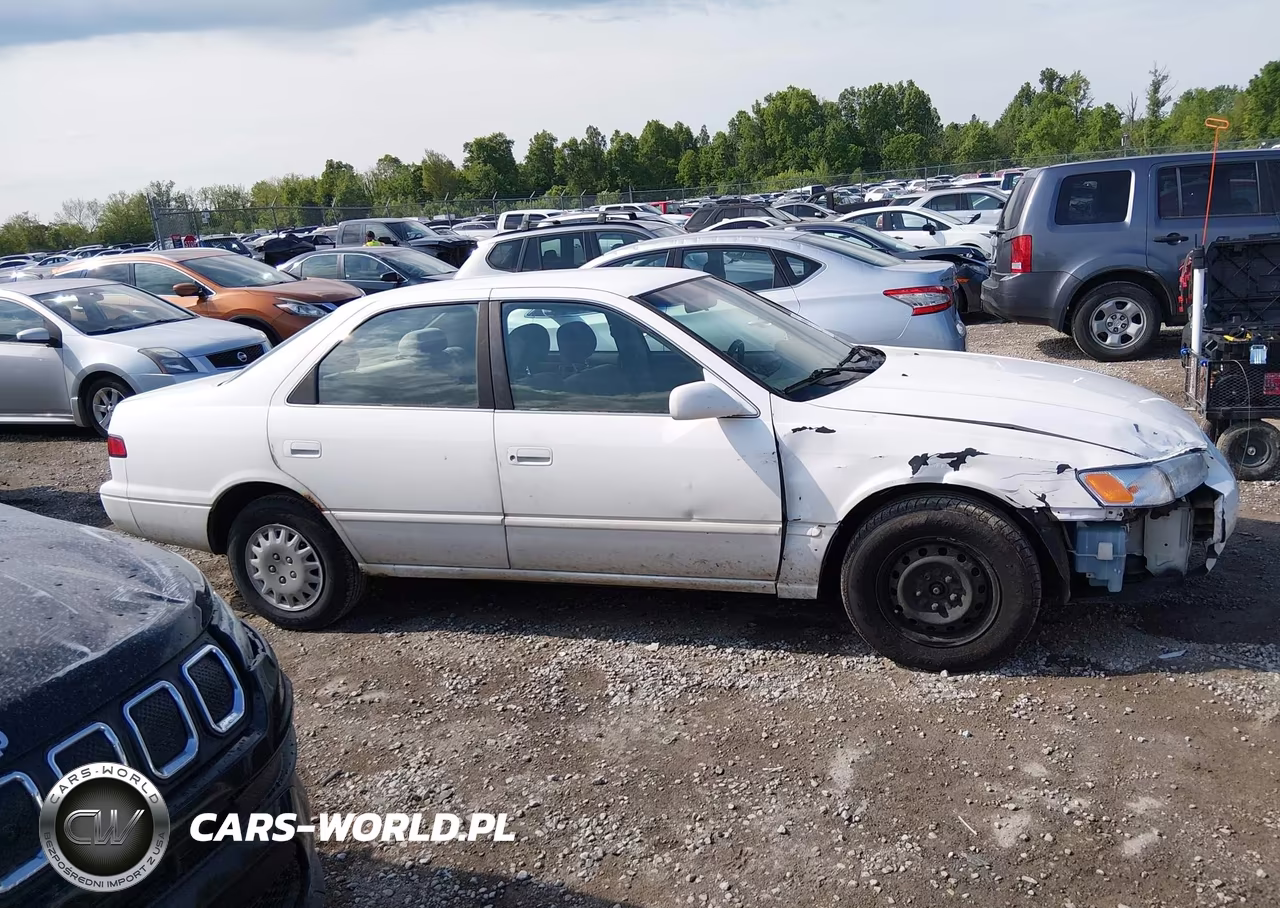 1999 Toyota Camry Le VIN:JT2BG22K8X0276718 - 14