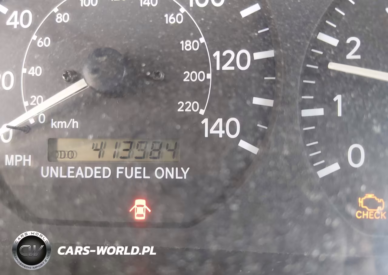 1999 Toyota Camry Le VIN:JT2BG22K8X0276718 - 16