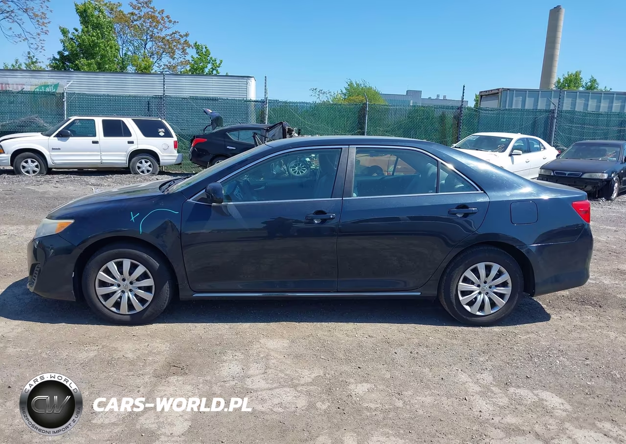 2013 Toyota Camry Le VIN:4T4BF1FK0DR309442 - 14