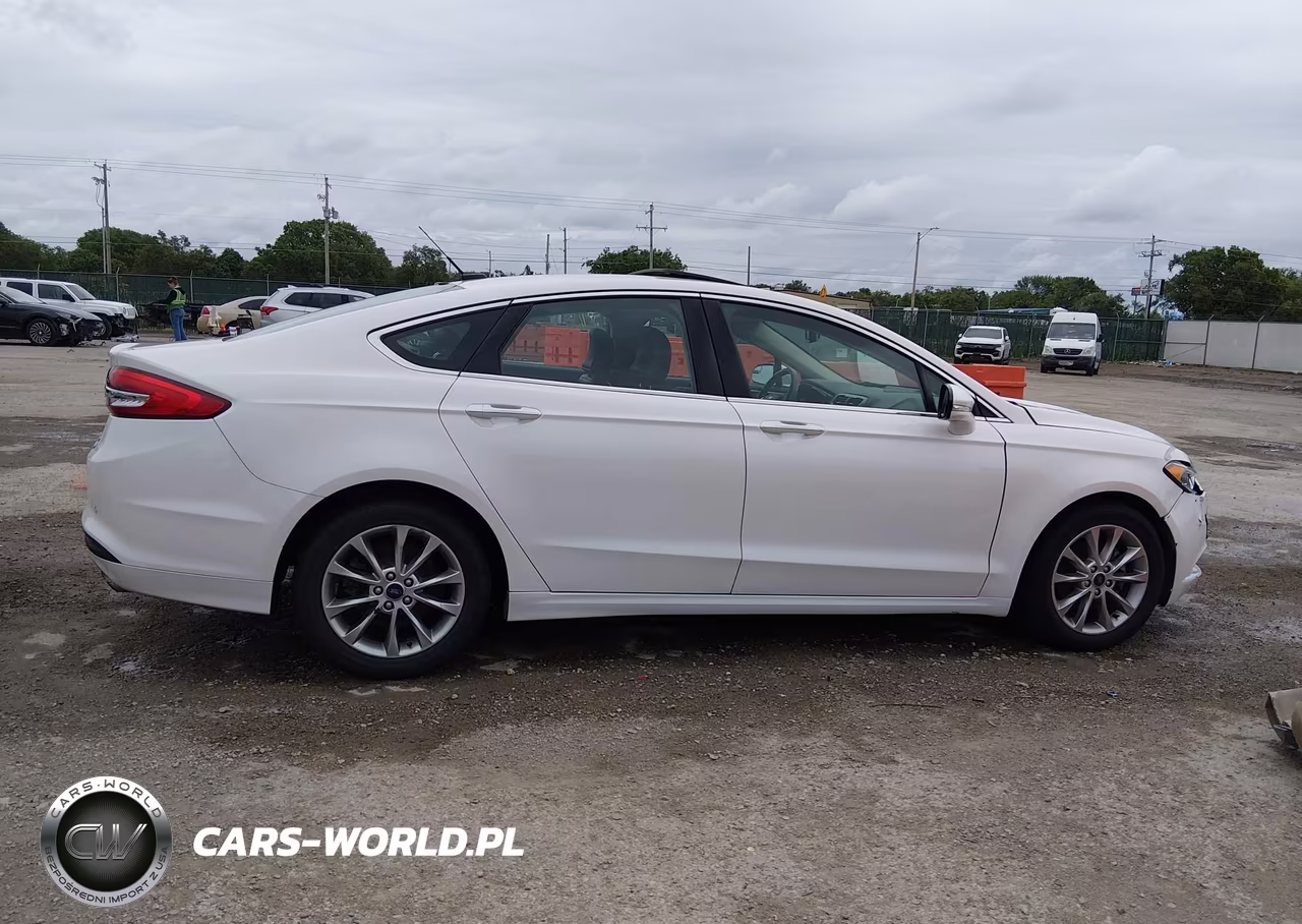 2017 Ford Fusion Se VIN:3FA6P0HD0HR366135 - 13
