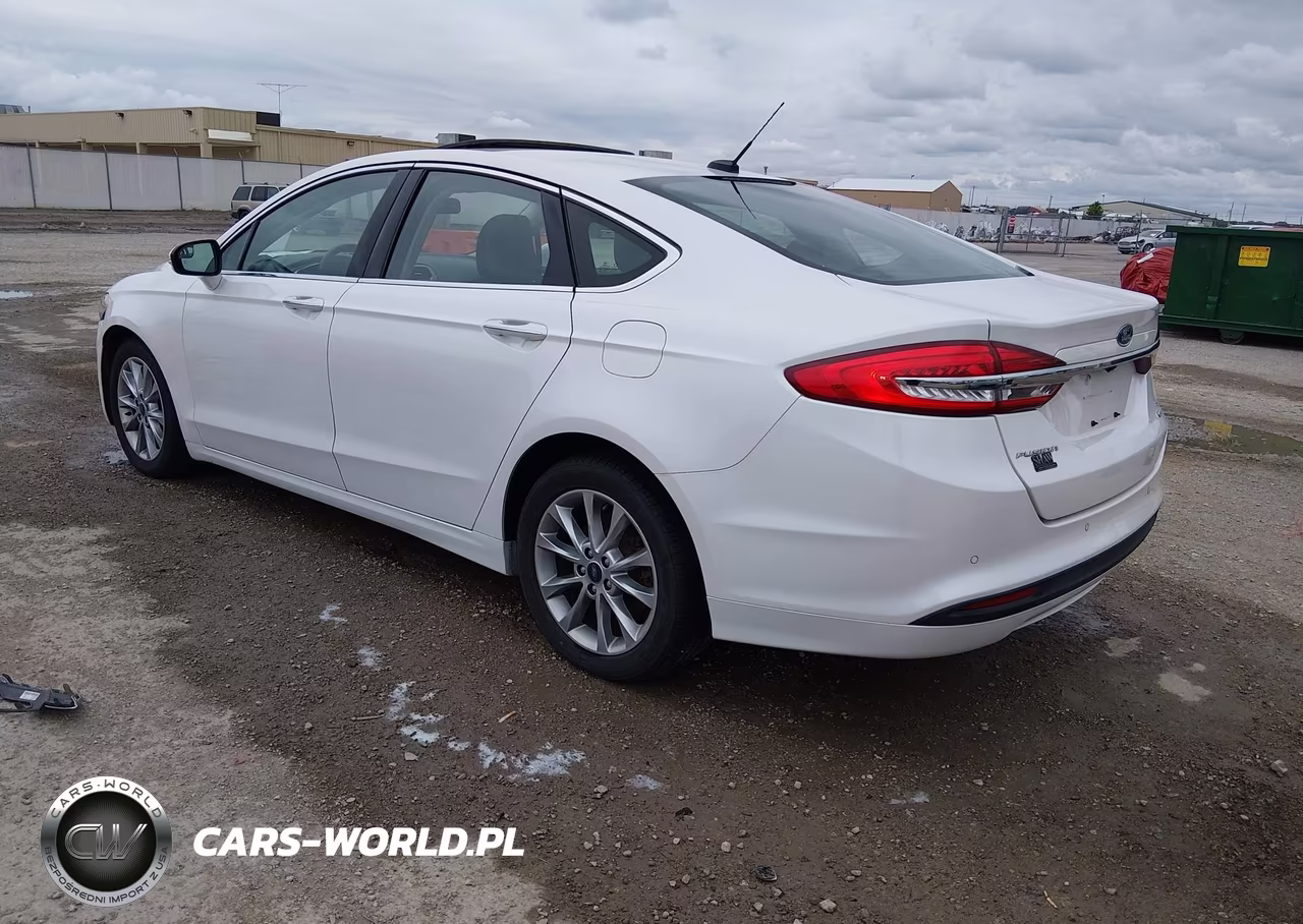 2017 Ford Fusion Se VIN:3FA6P0HD0HR366135 - 3