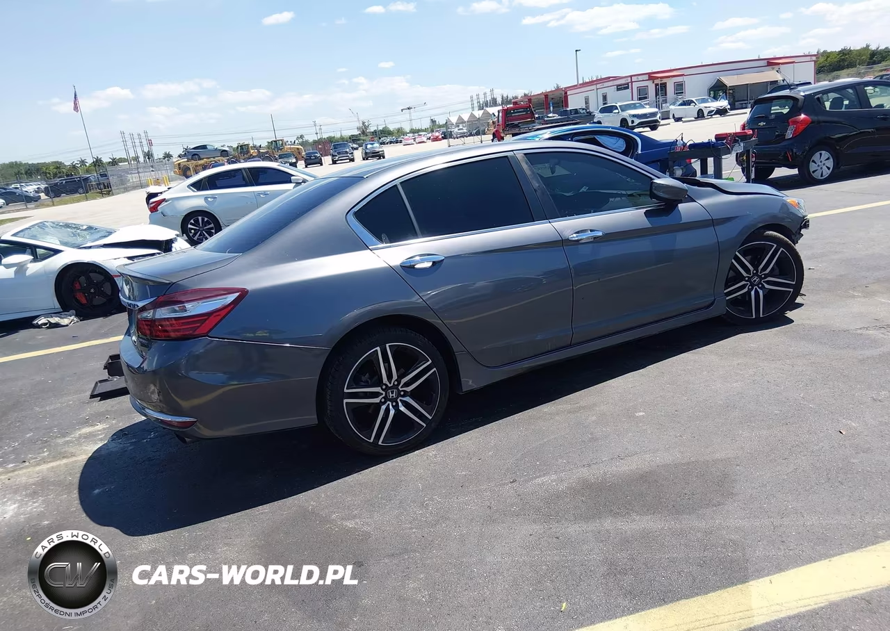 HONDA ACCORD VIN:1HGCR2F55HA159413 - 4