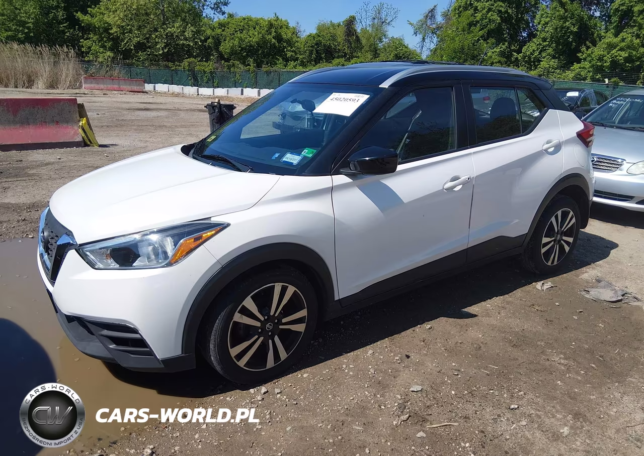 2018 Nissan Kicks Sv VIN:3N1CP5CU7JL540649 - 2