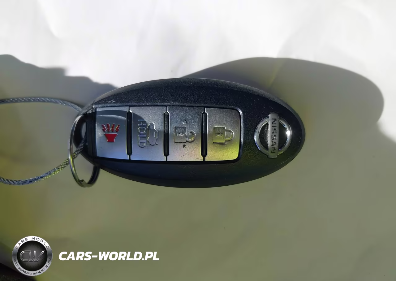 2018 Nissan Sentra Sr VIN:3N1AB7AP3JY310155 - 11