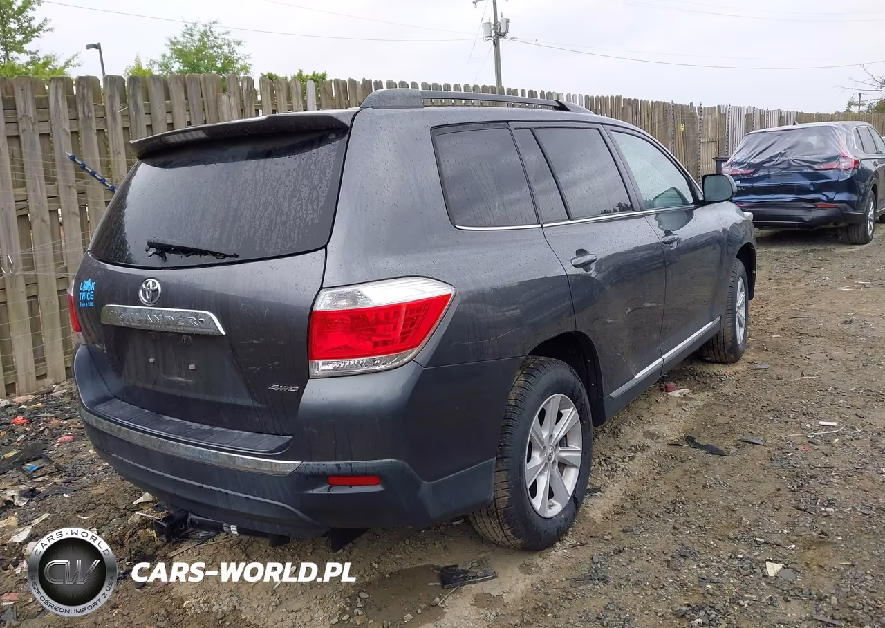 2012 Toyota Highlander Se V6 VIN:5TDBK3EH6CS101189 - 4