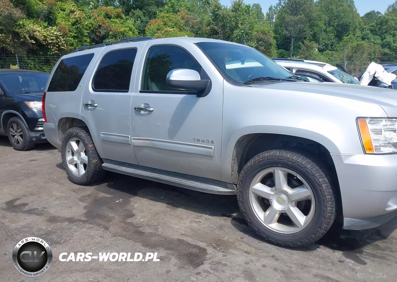 2010 Chevrolet Tahoe Lt VIN:1GNUCBE03AR275184 - 13