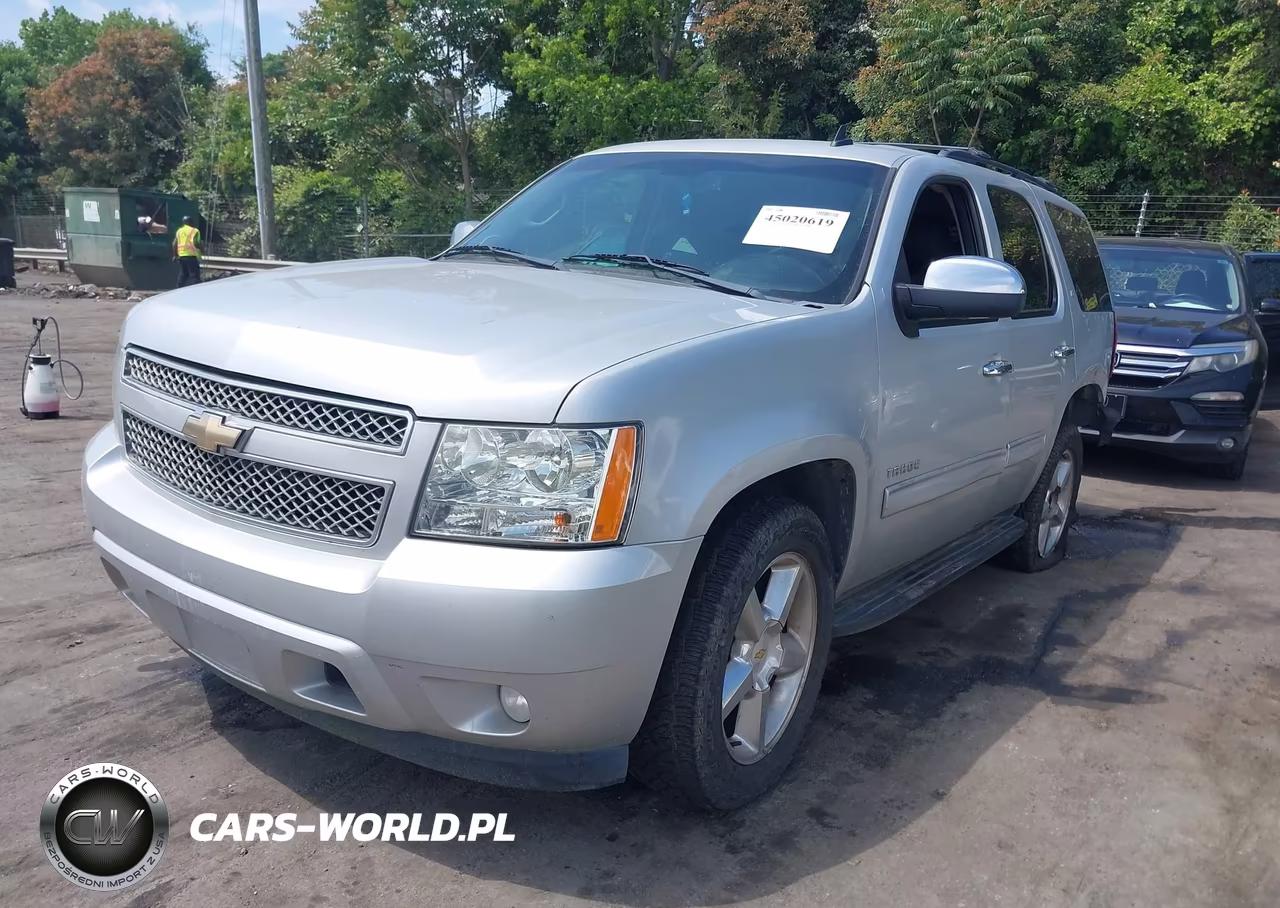 2010 Chevrolet Tahoe Lt VIN:1GNUCBE03AR275184 - 2