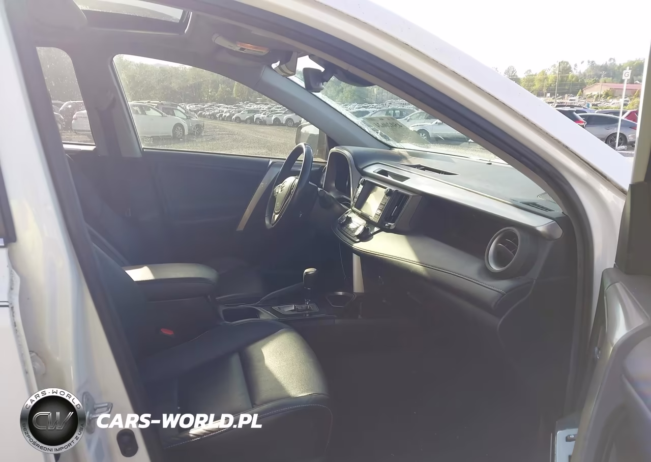 2018 Toyota Rav4 Hybrid Limited VIN:JTMDJREVXJD210994 - 5