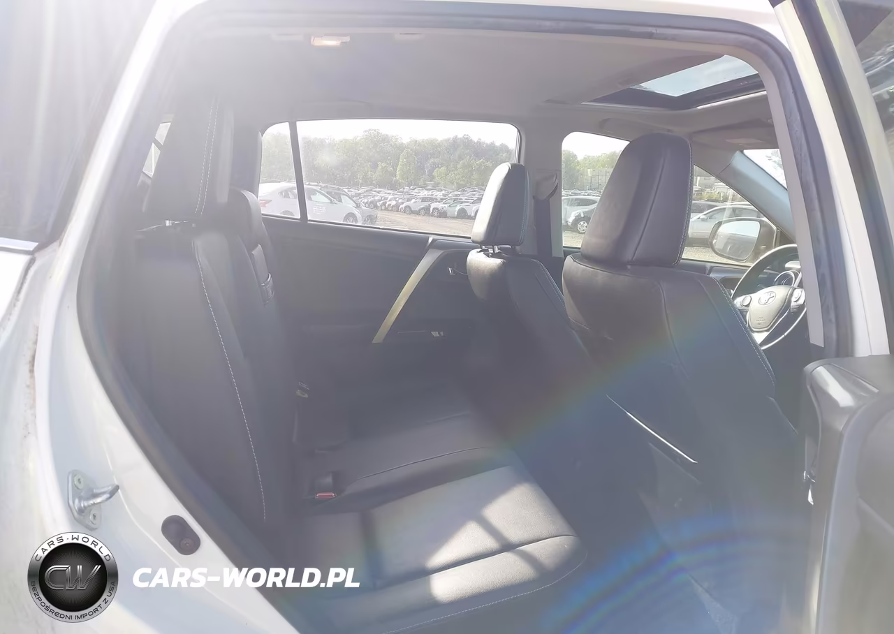 2018 Toyota Rav4 Hybrid Limited VIN:JTMDJREVXJD210994 - 8