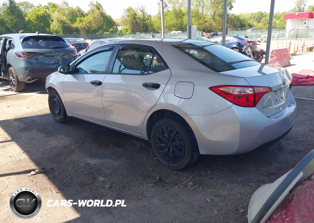 2017 Toyota Corolla Le VIN:2T1BURHE1HC830425 - 3