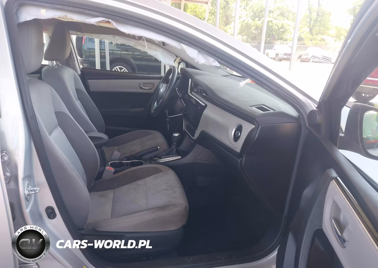 2017 Toyota Corolla Le VIN:2T1BURHE1HC830425 - 5