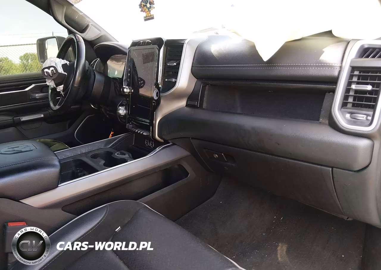 2020 Ram 1500 Laramie 4X4 5'7 Box VIN:1C6SRFJT0LN398478 - 5
