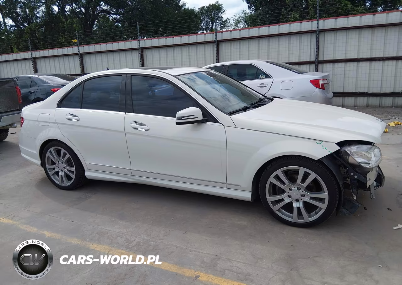 2011 Mercedes-Benz C 300 Luxury-Sport VIN:WDDGF5EB5BF650761 - 14