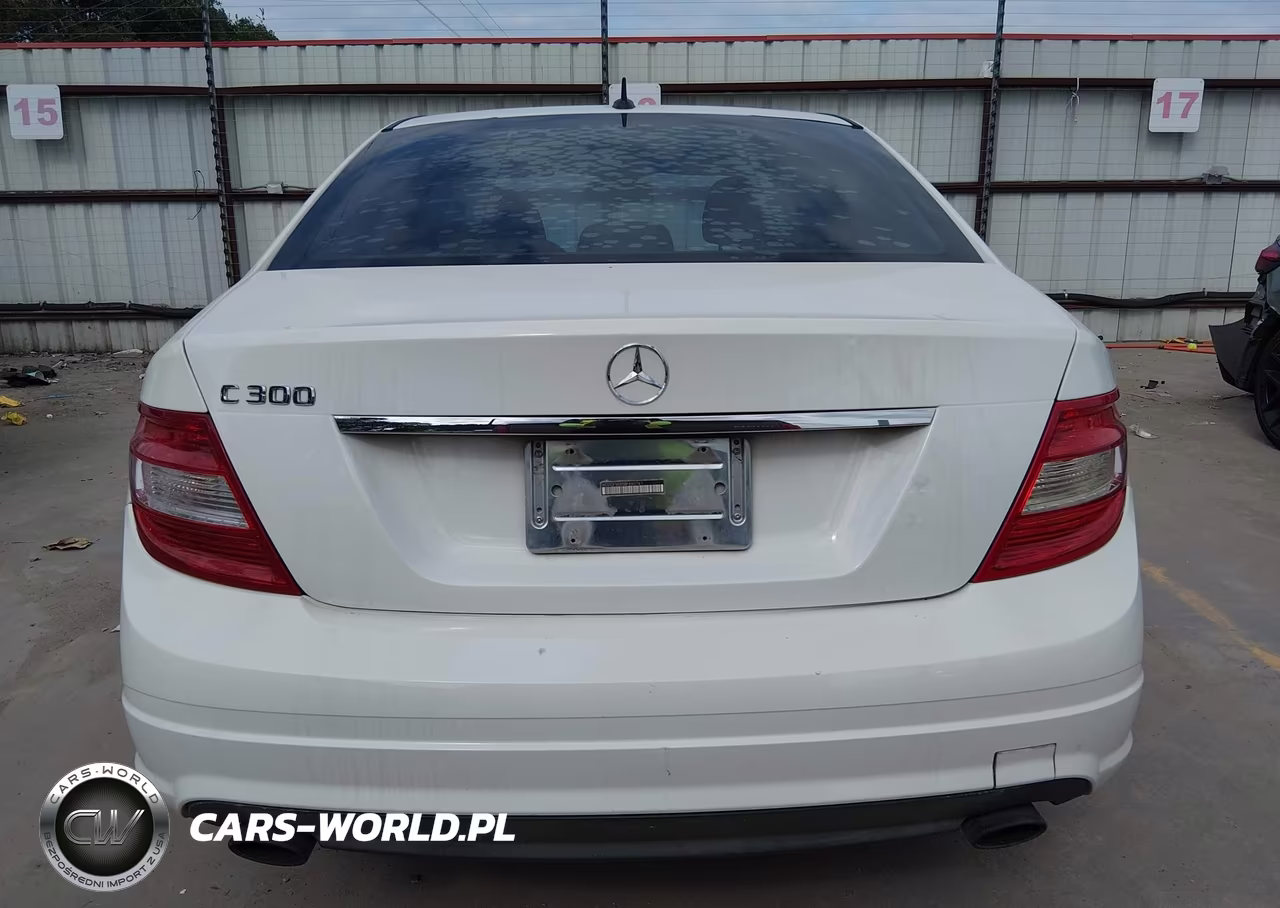 2011 Mercedes-Benz C 300 Luxury-Sport VIN:WDDGF5EB5BF650761 - 17