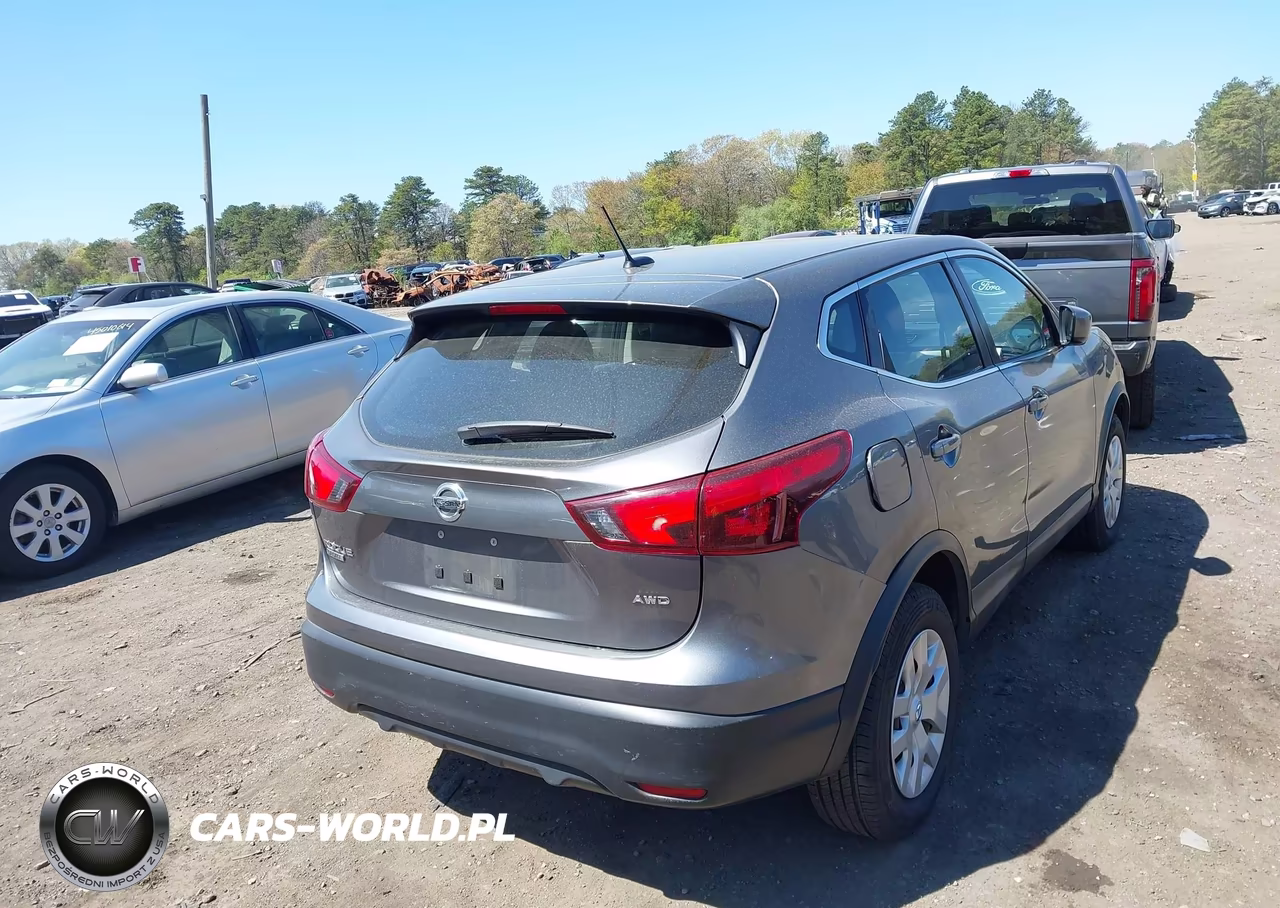 2019 Nissan Rogue Sport S VIN:JN1BJ1CR1KW623605 - 16