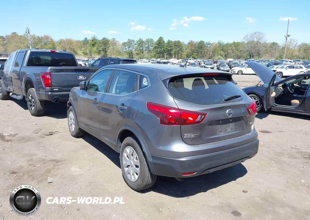 2019 Nissan Rogue Sport S VIN:JN1BJ1CR1KW623605 - 3