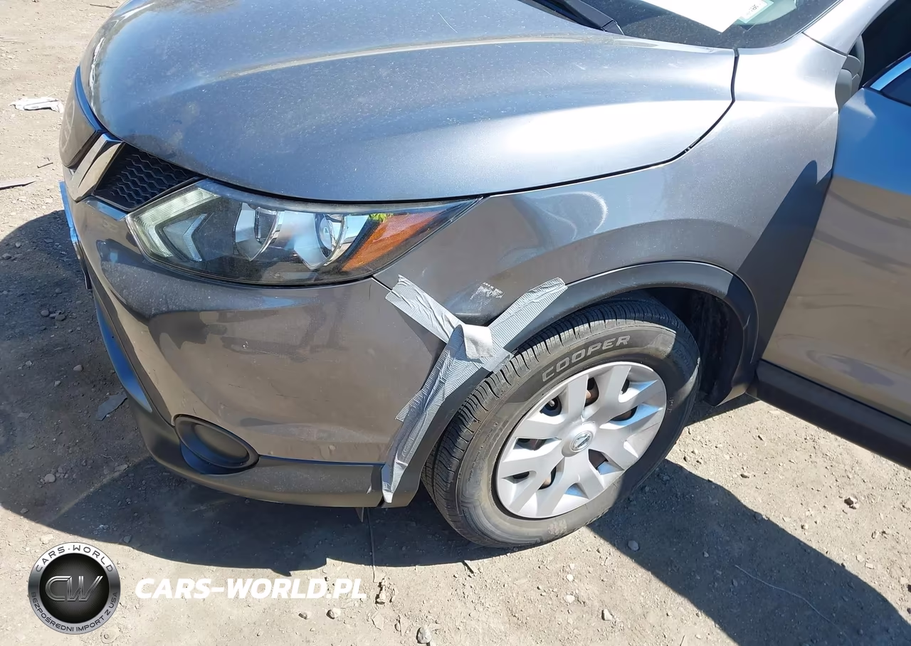 2019 Nissan Rogue Sport S VIN:JN1BJ1CR1KW623605 - 6