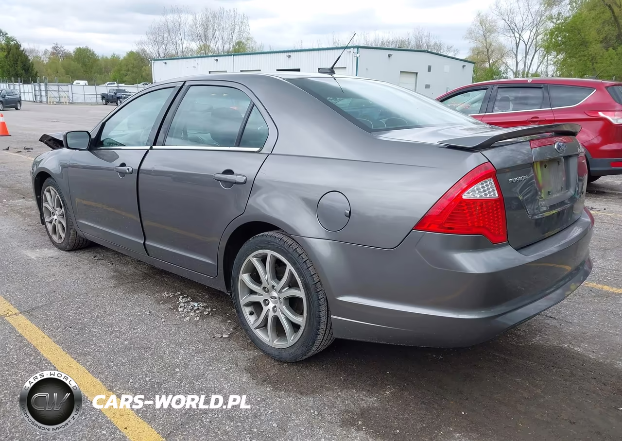 2010 Ford Fusion Se VIN:3FAHP0HA3AR229811 - 3
