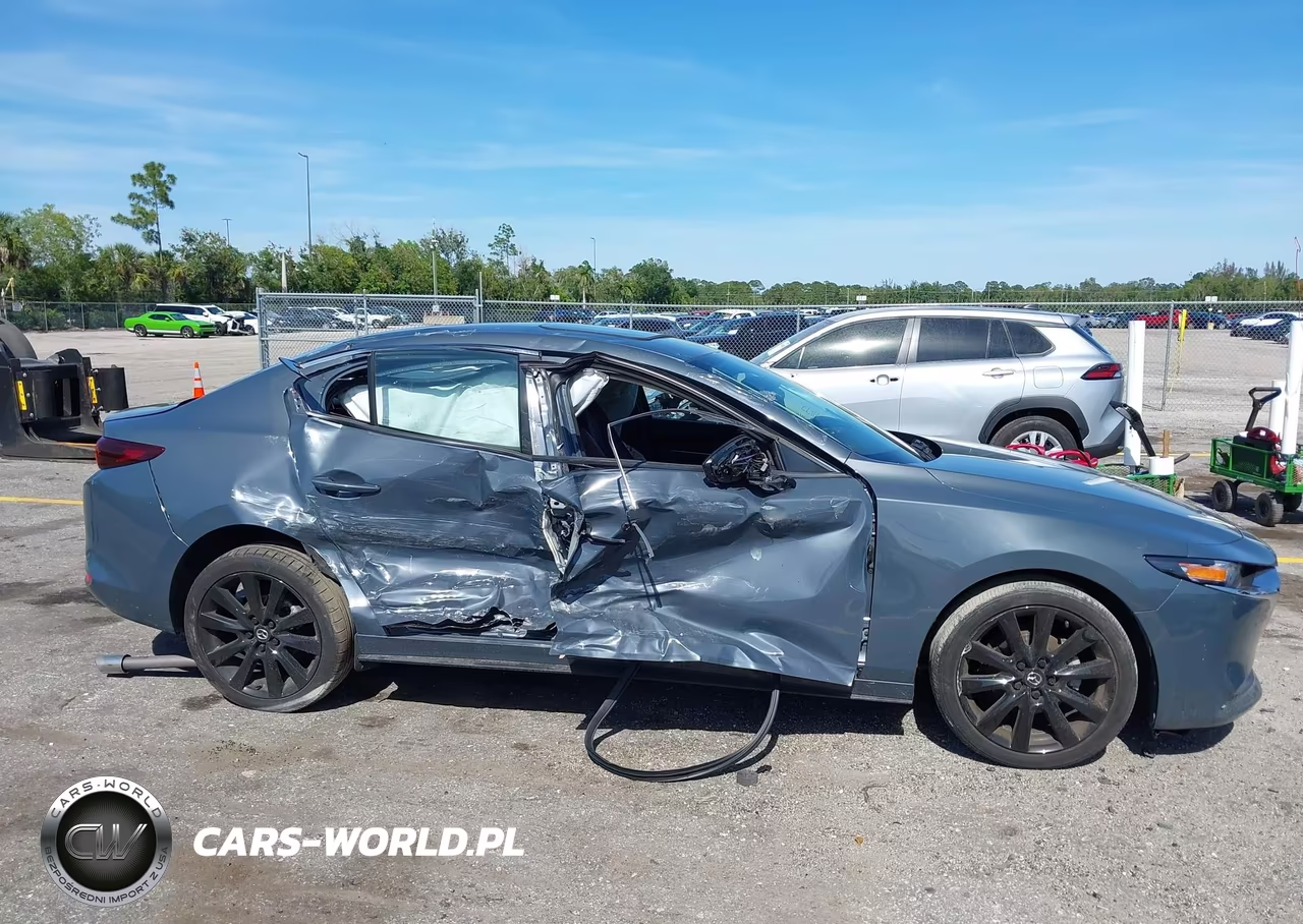 2023 Mazda Mazda3 2.5 S Carbon Edition VIN:3MZBPACM5PM378473 - 6
