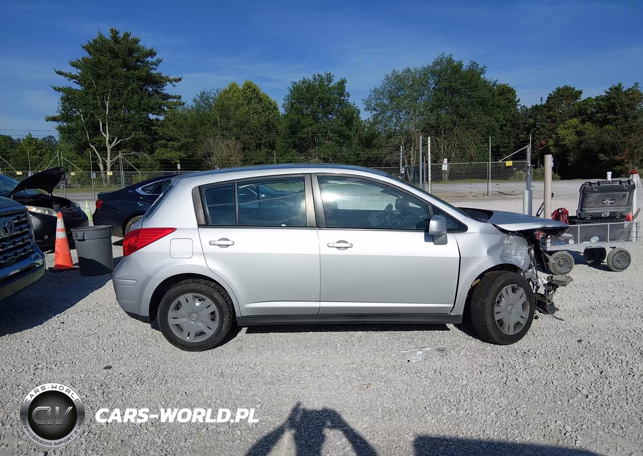 2011 Nissan Versa 1.8S VIN:3N1BC1CP7BL511874 - 13