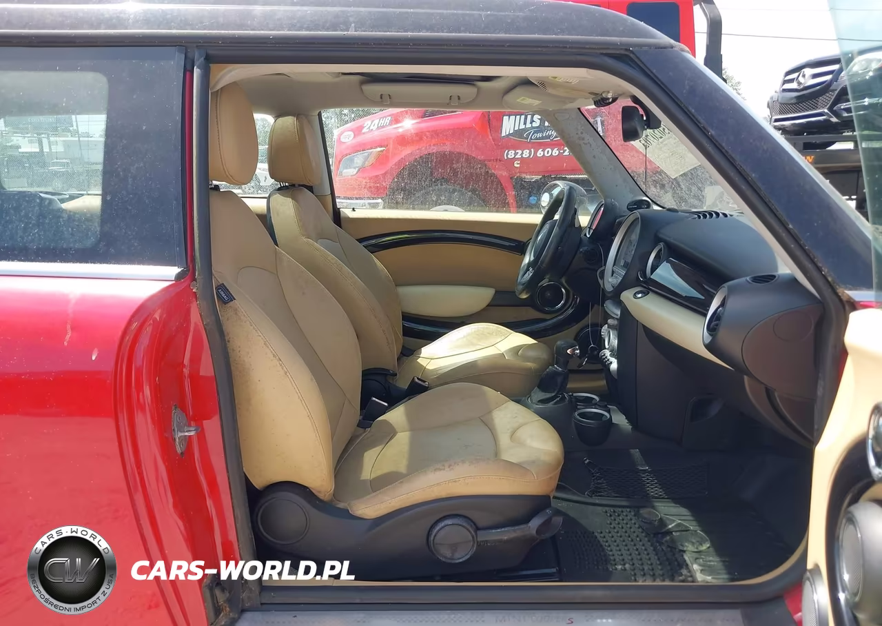 2010 Mini Cooper S Clubman VIN:WMWMM3C54ATP94092 - 5