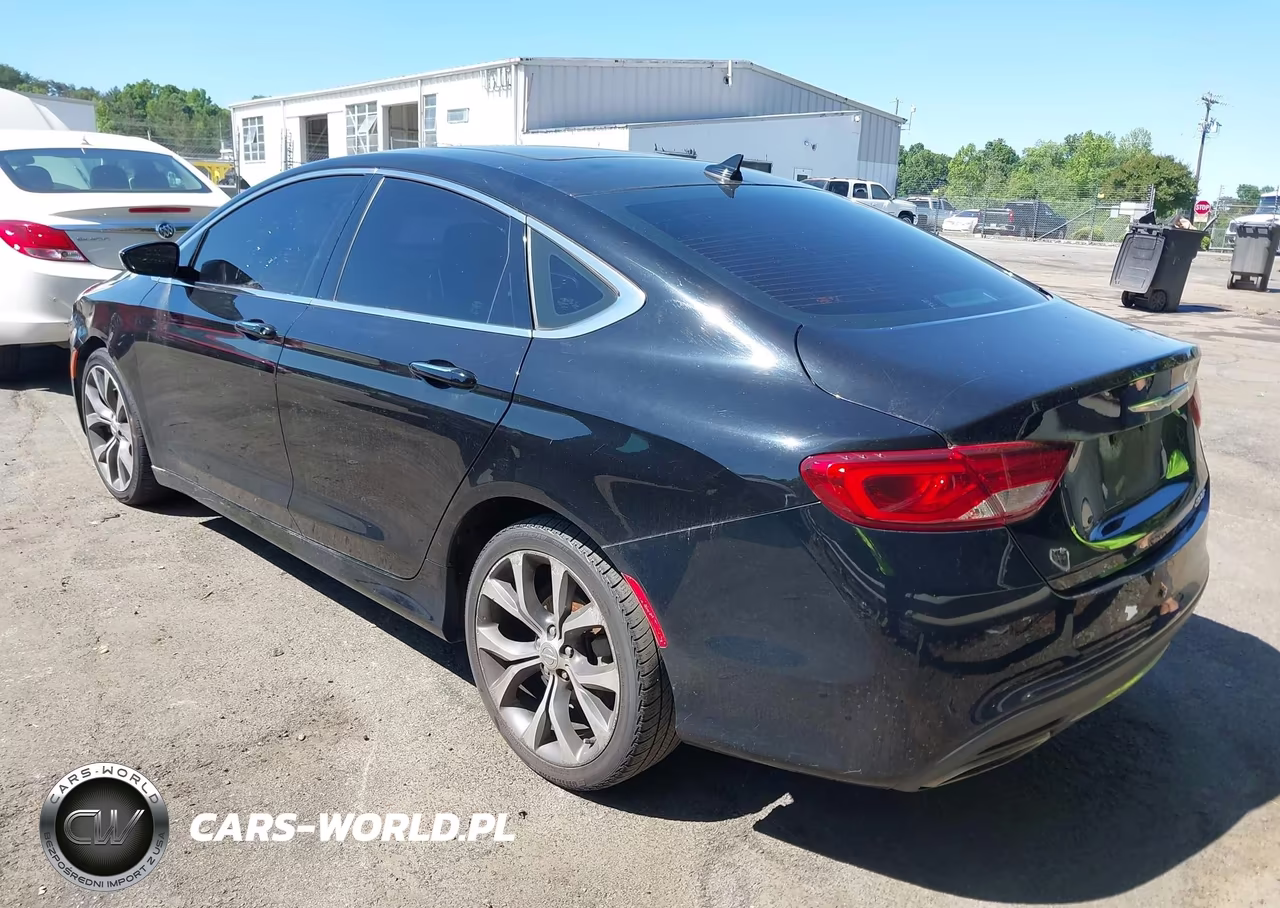 2015 Chrysler 200 C VIN:1C3CCCCG5FN527112 - 3