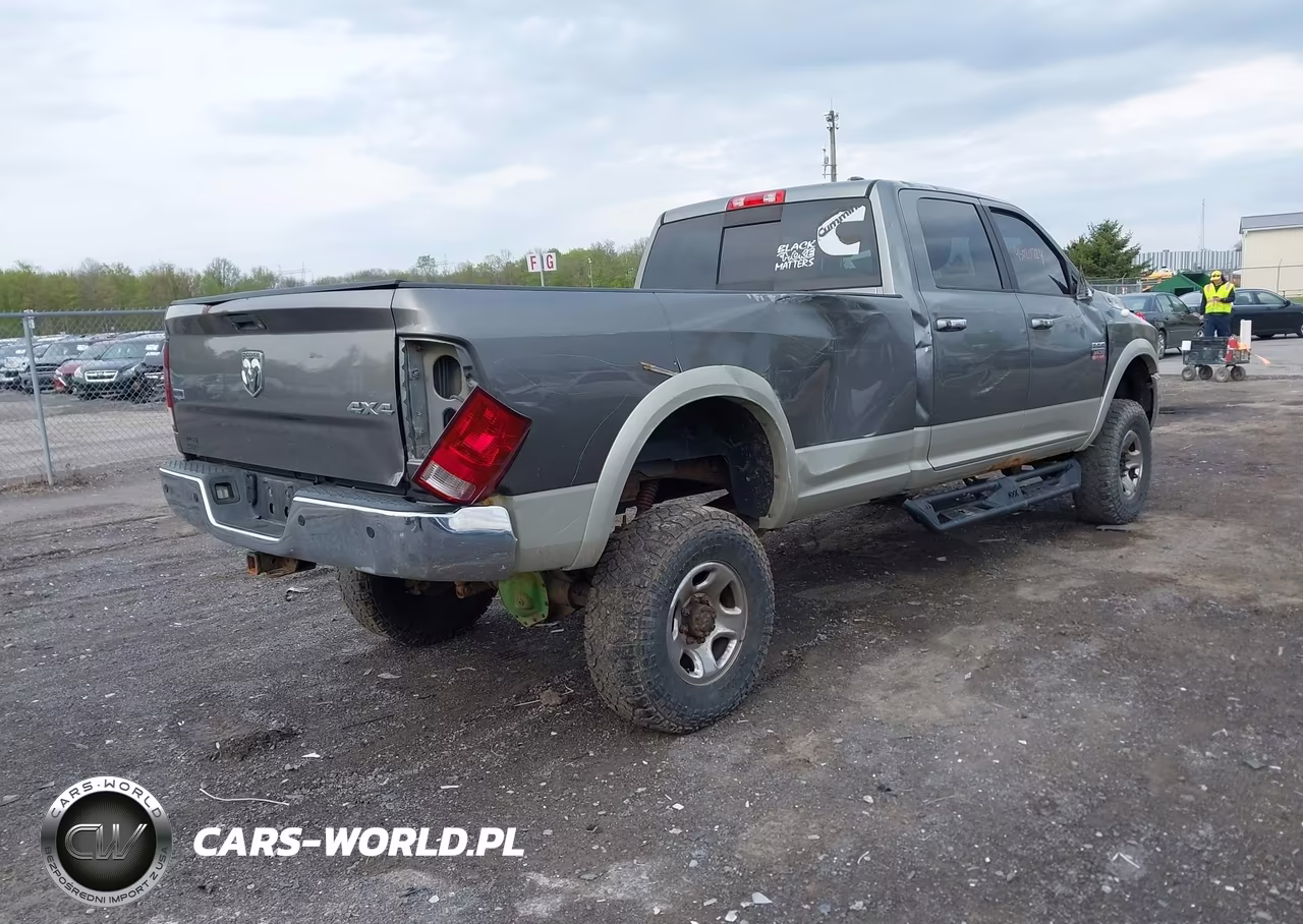 2010 Dodge Ram 3500 Laramie VIN:3D73Y3CLXAG166946 - 4