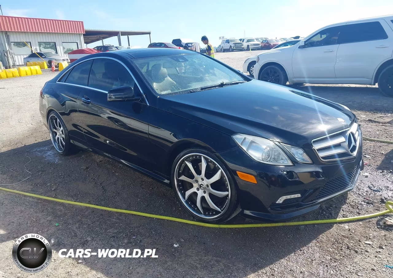 2010 Mercedes-Benz E 550 – zdjęcie 1 z 11