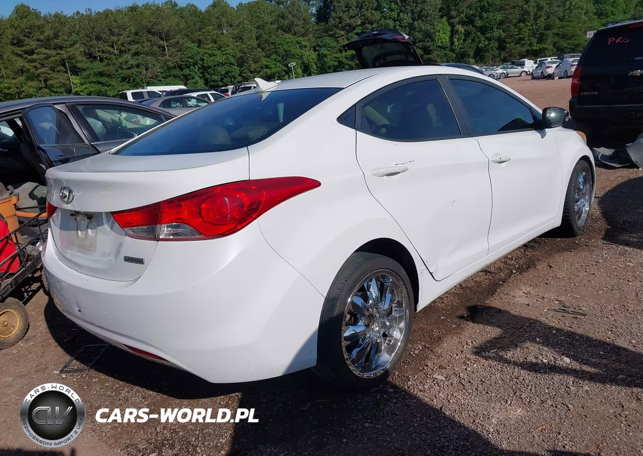2012 Hyundai Elantra Limited VIN:5NPDH4AE2CH118246 - 4