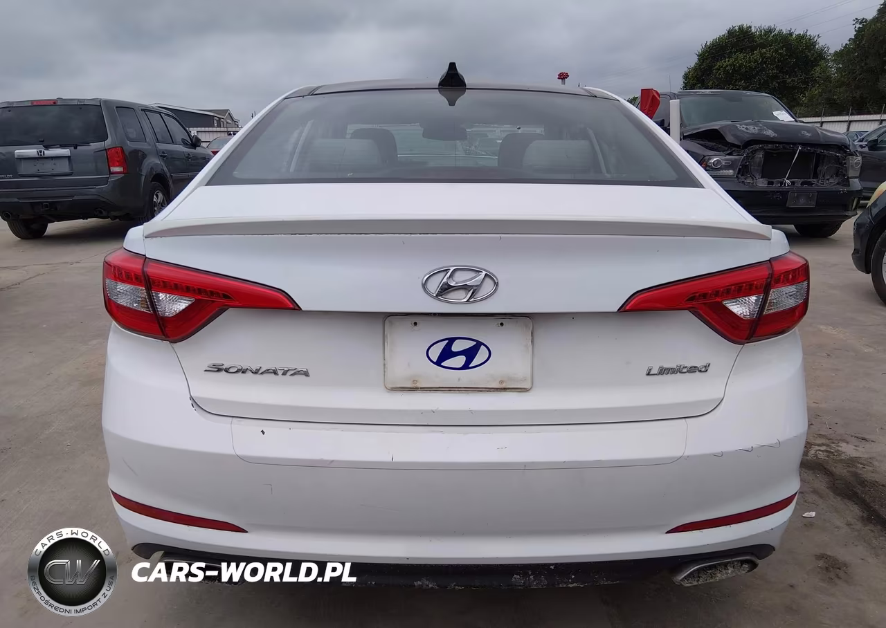 2015 Hyundai Sonata Limited VIN:5NPE34AFXFH044400 - 17