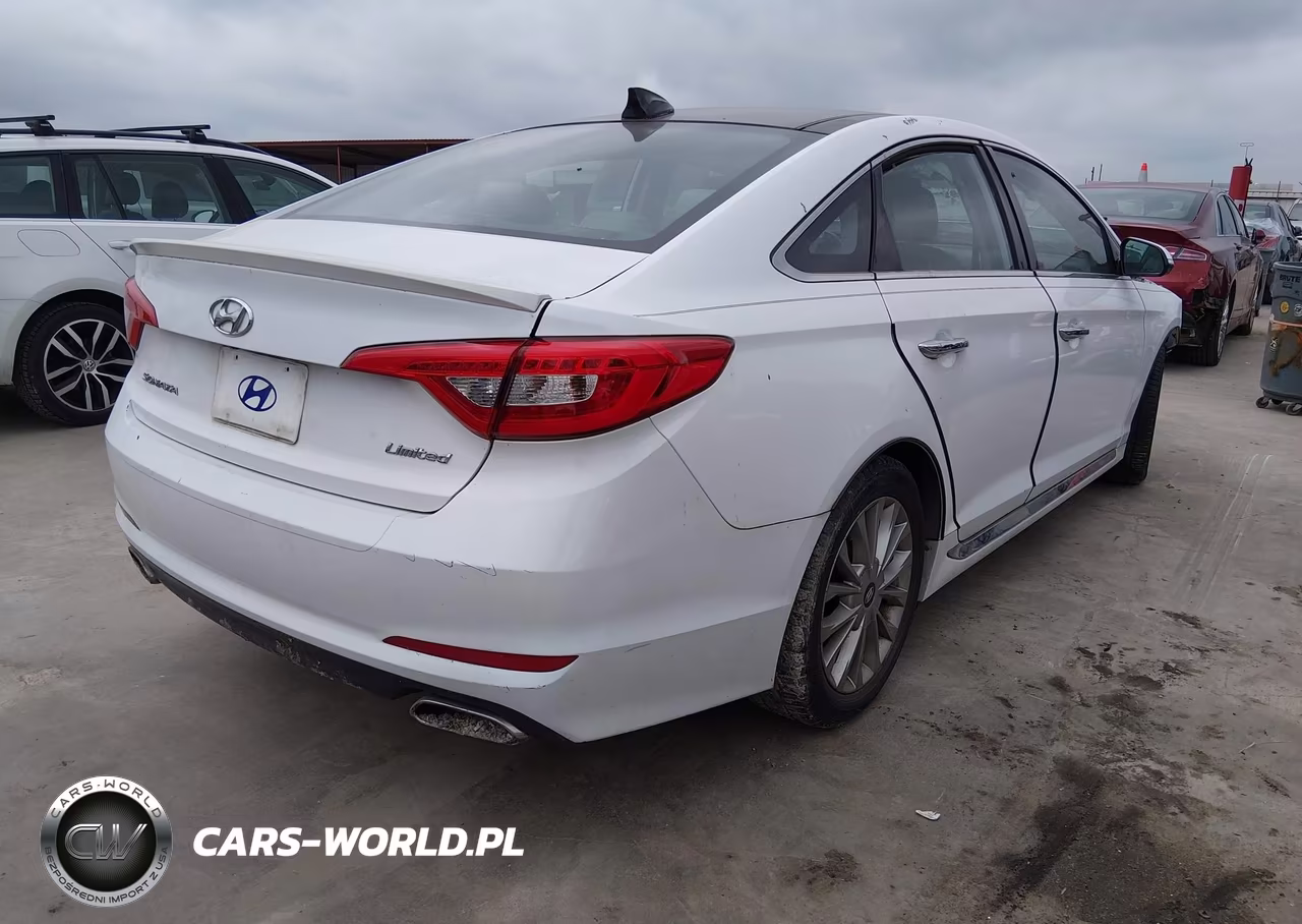 2015 Hyundai Sonata Limited VIN:5NPE34AFXFH044400 - 4