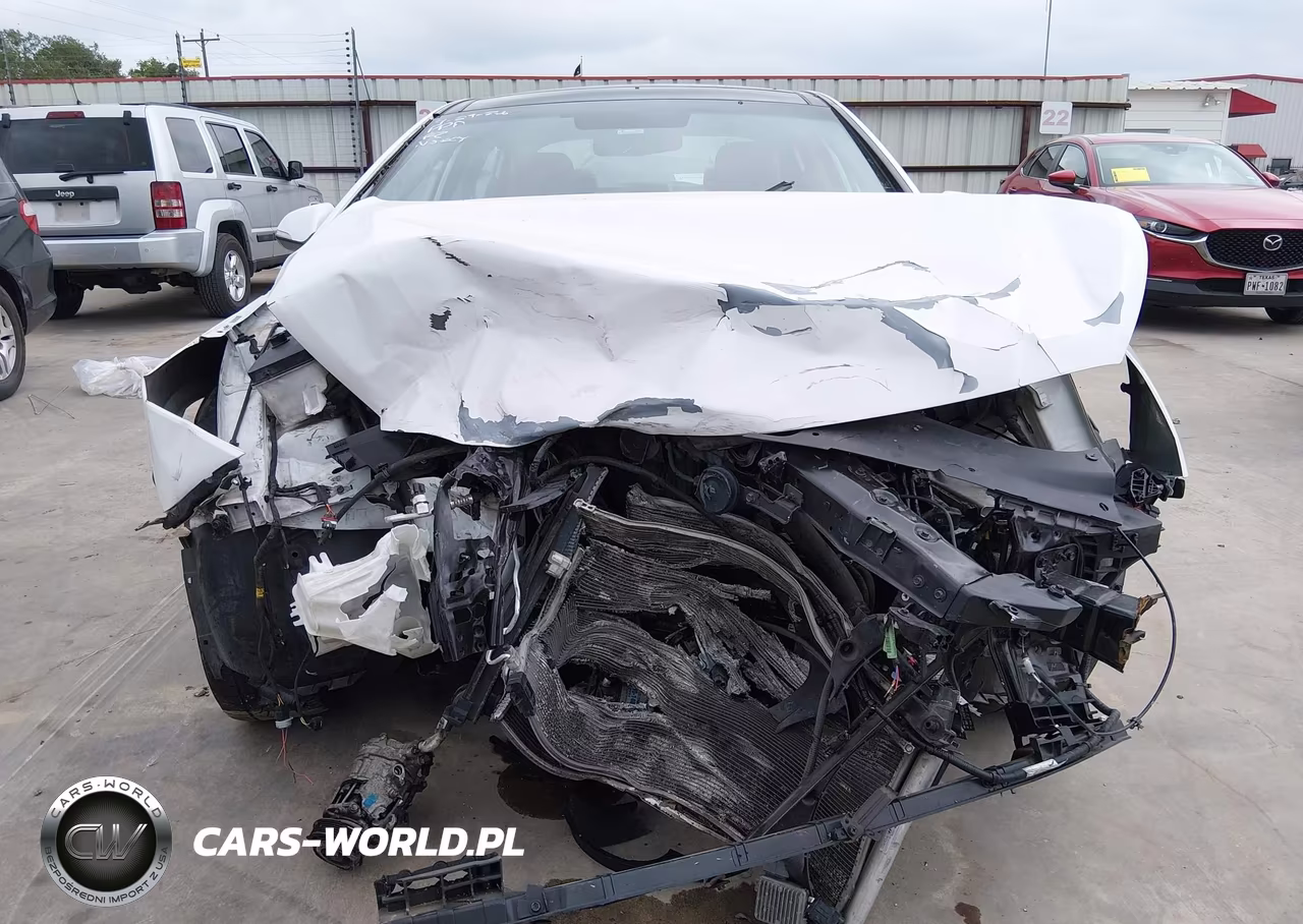 2015 Hyundai Sonata Limited VIN:5NPE34AFXFH044400 - 6