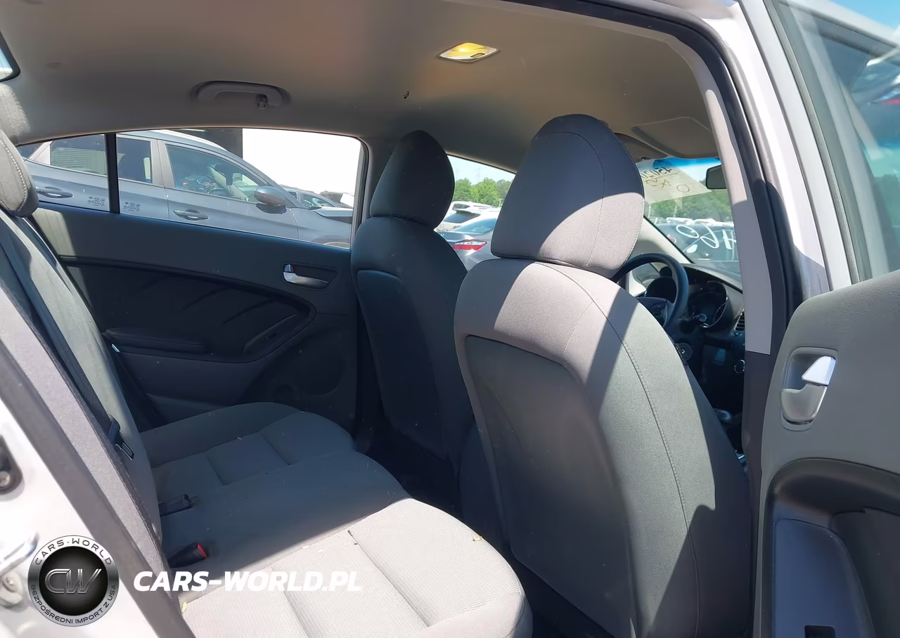 2017 Kia Forte Lx VIN:3KPFK4A71HE045460 - 8