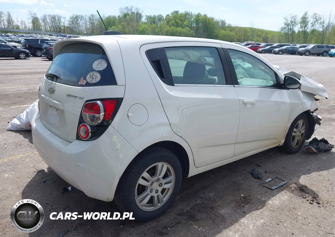 2016 Chevrolet Sonic Lt Auto VIN:1G1JC6SH1G4129698 - 4