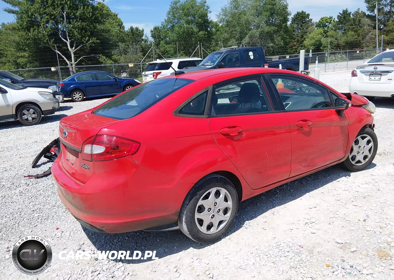 2013 Ford Fiesta Se VIN:3FADP4BJ8DM109132 - 4