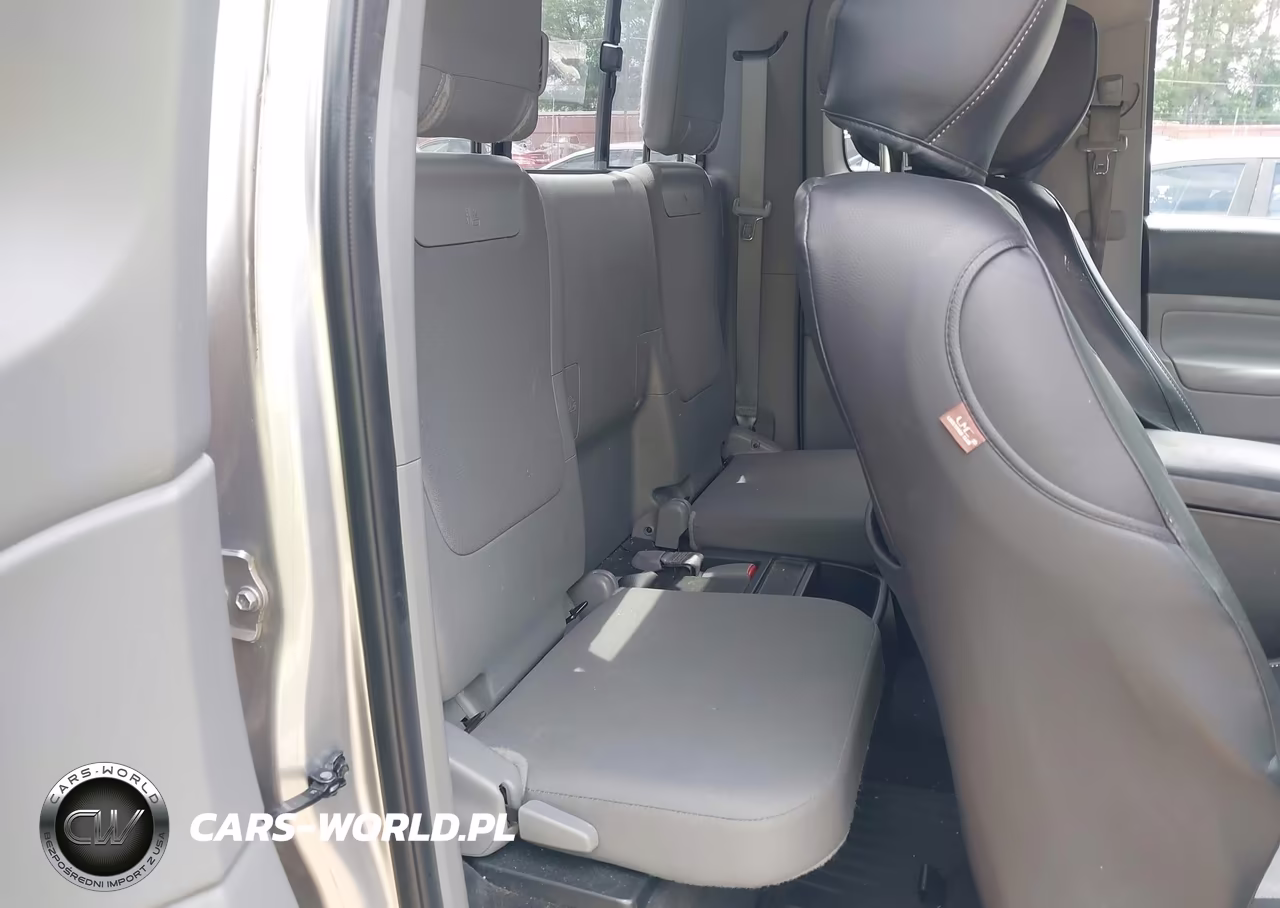 2015 Toyota Tacoma VIN:5TFTX4CNXFX054994 - 8