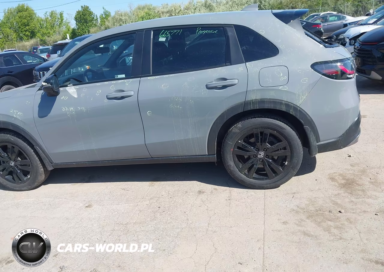 2026 Honda Hr-V Awd Sport VIN:3CZRZ2H53TM740405 - 14