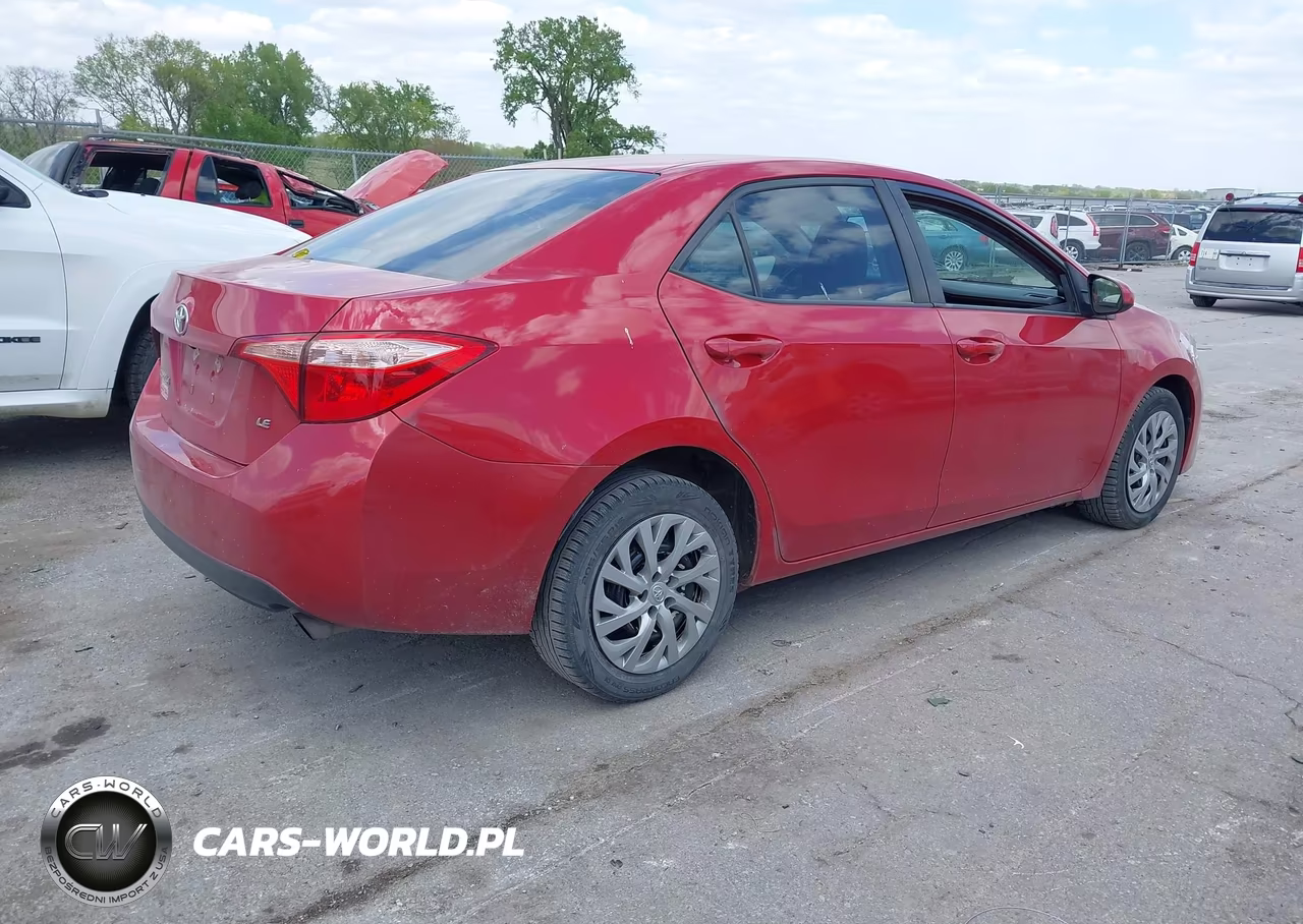 2019 Toyota Corolla Le VIN:2T1BURHE1KC202856 - 4