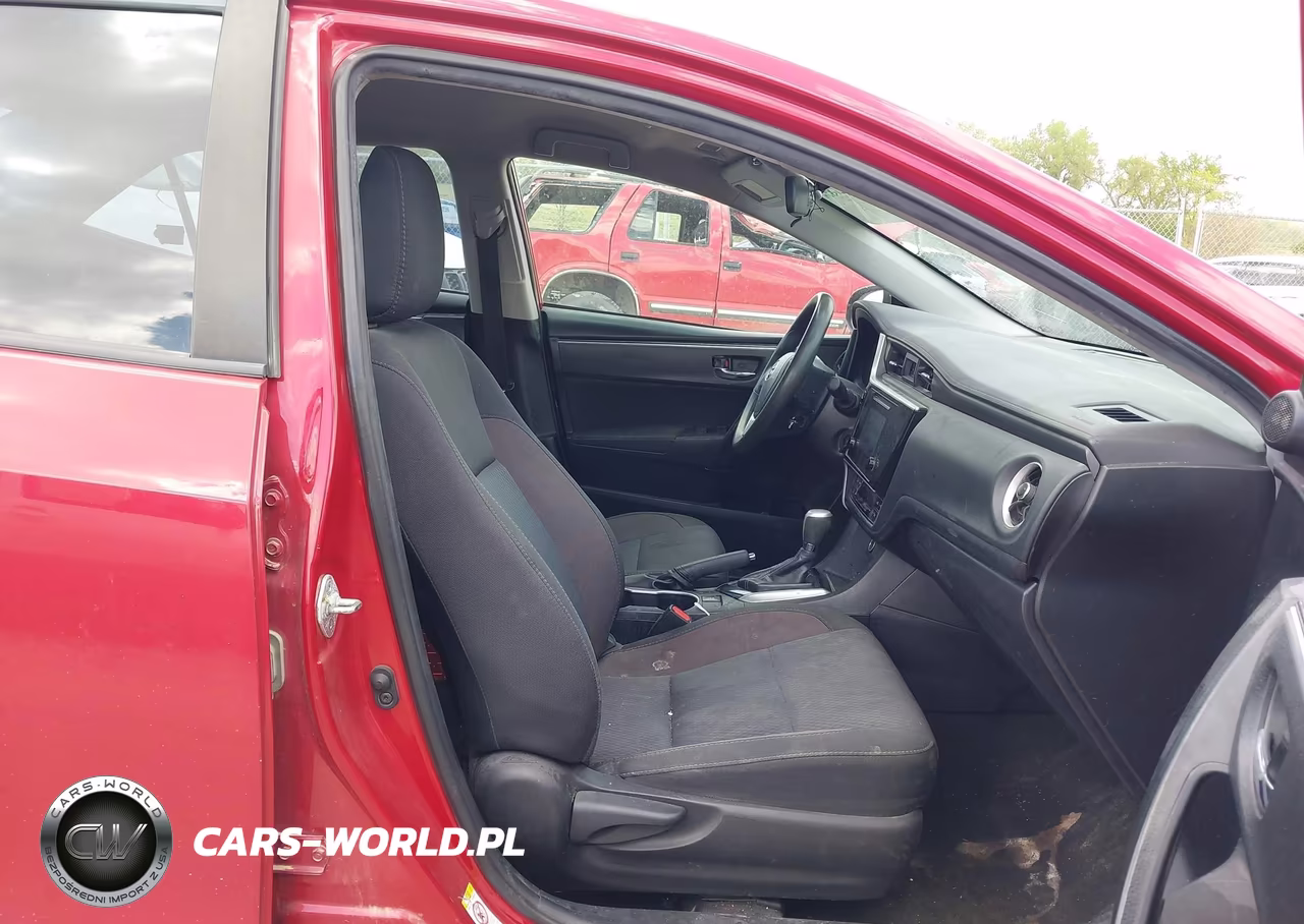 2019 Toyota Corolla Le VIN:2T1BURHE1KC202856 - 5