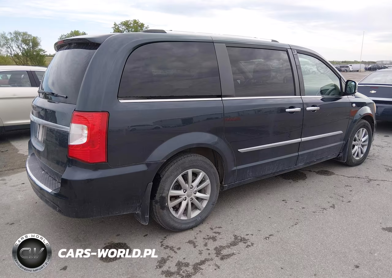 2014 Chrysler Town & Country Touring-L 30Th Anniversary VIN:2C4RC1CG7ER413141 - 4