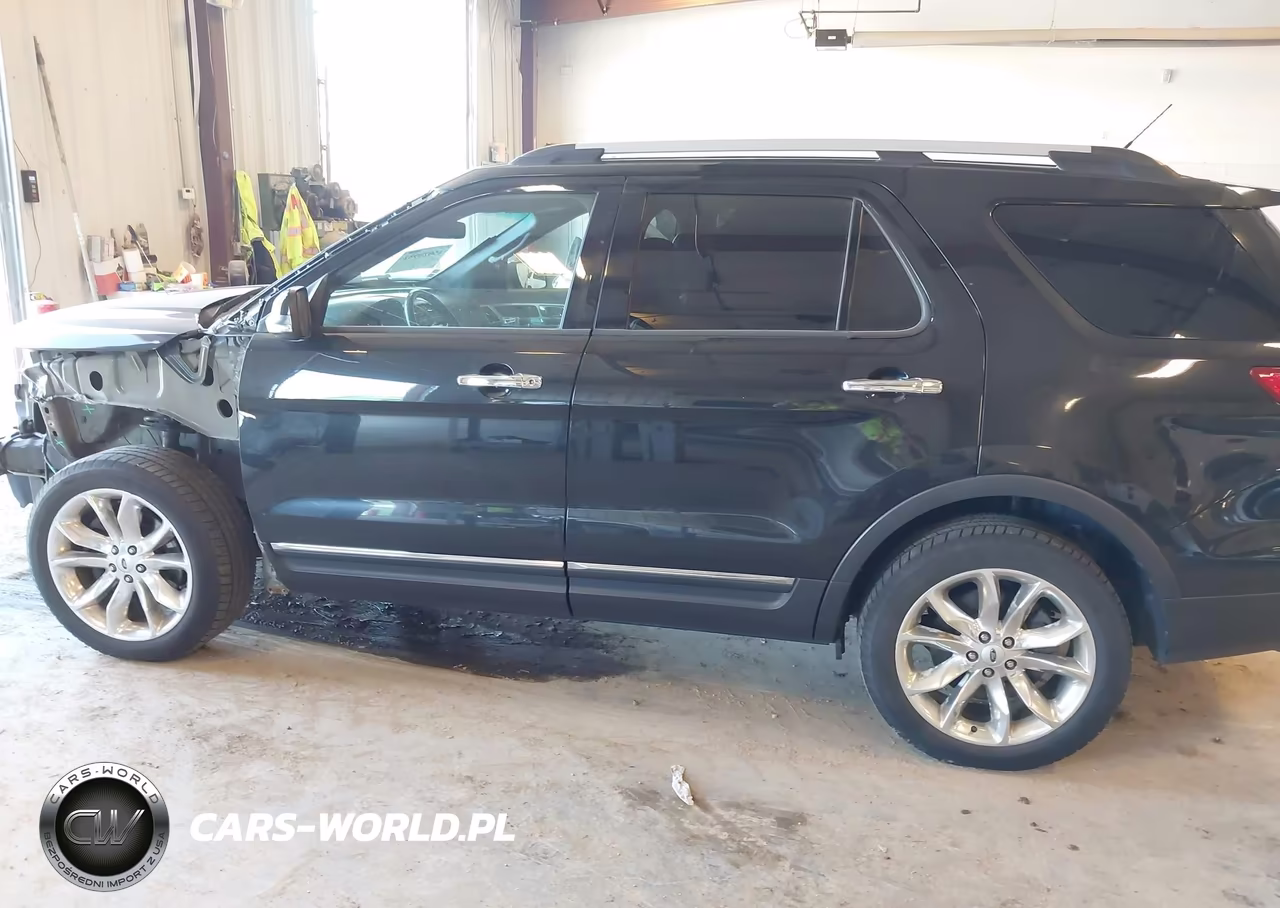 2015 Ford Explorer Xlt VIN:1FM5K8D88FGB95565 - 14
