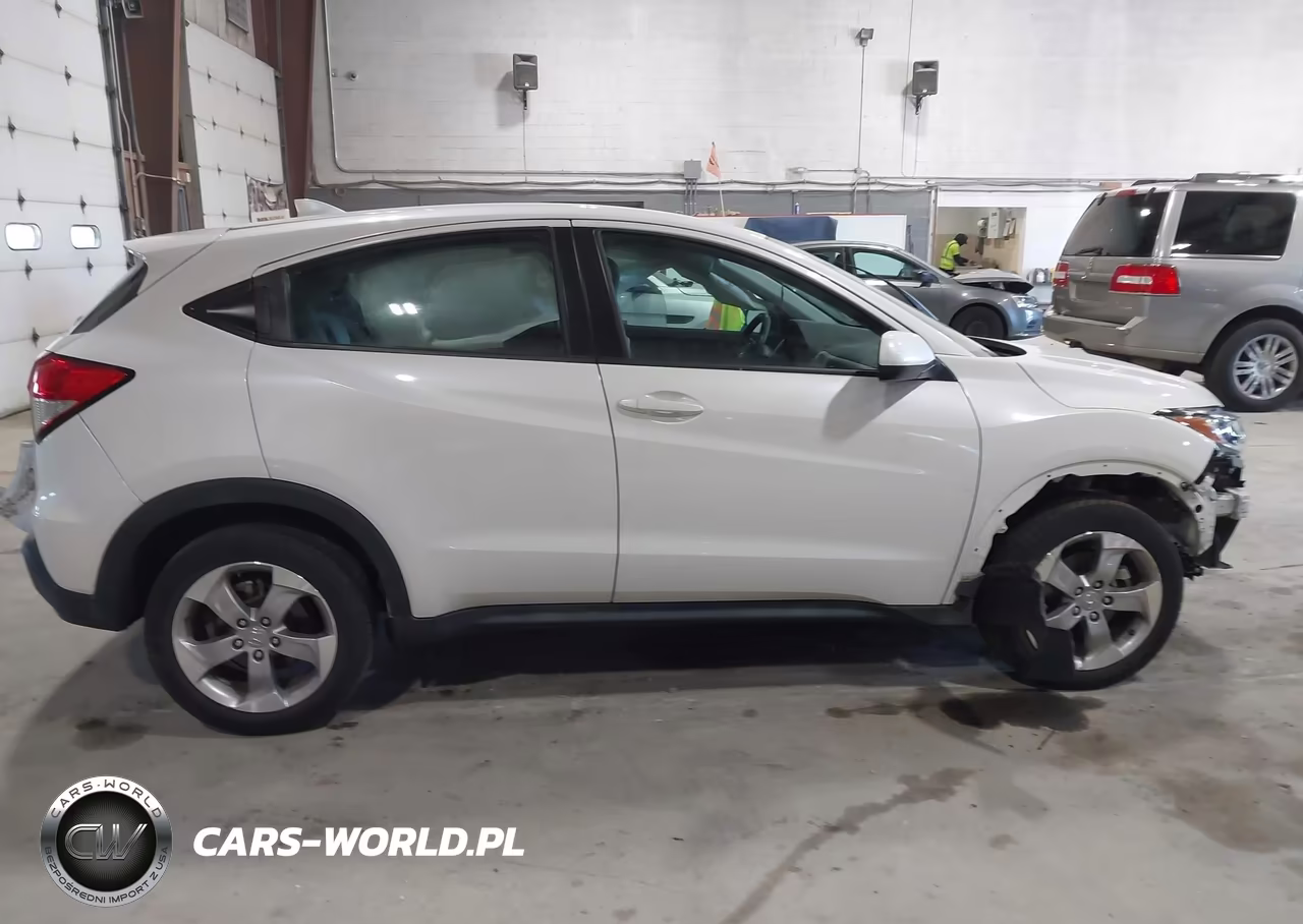2022 Honda Hr-V Awd Lx VIN:3CZRU6H3XNM742272 - 14