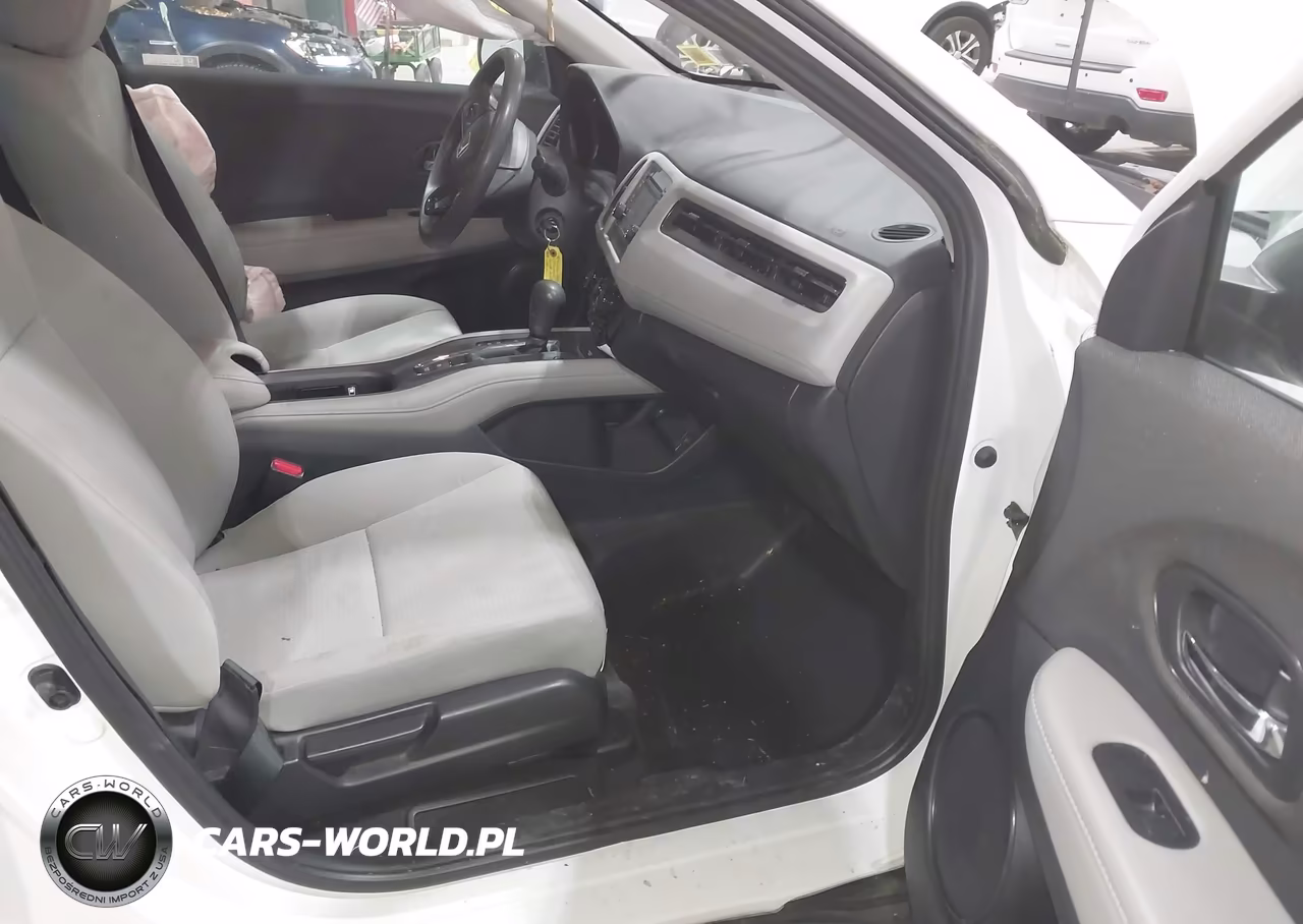 2022 Honda Hr-V Awd Lx VIN:3CZRU6H3XNM742272 - 5