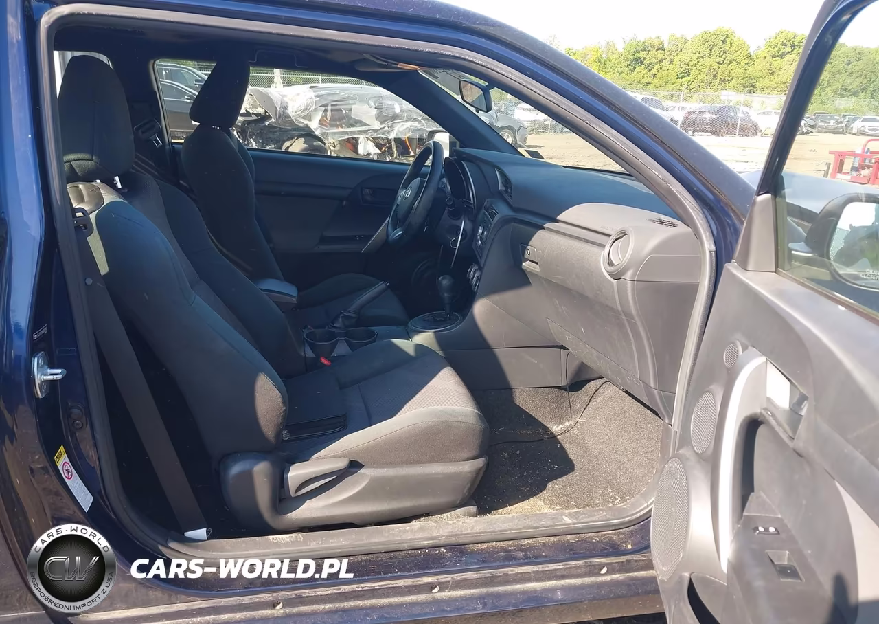 2011 Scion Tc VIN:JTKJF5C75B3000952 - 5