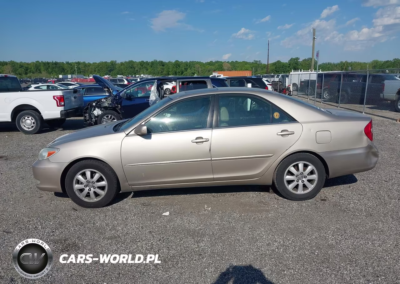 2004 Toyota Camry Xle VIN:4T1BE30K34U926643 - 14