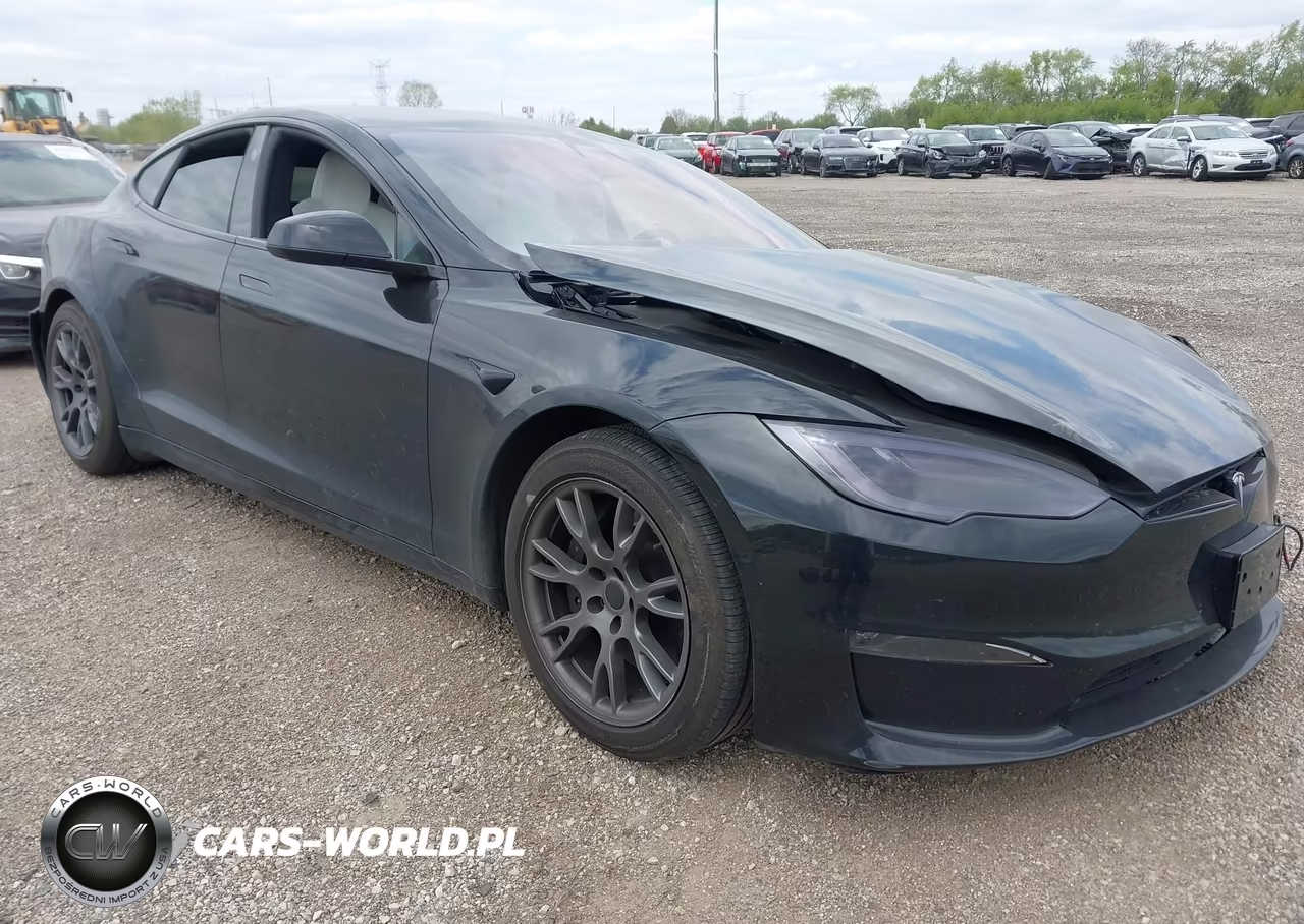 2022 Tesla Model S Plaid Tri Motor All-Wheel Drive