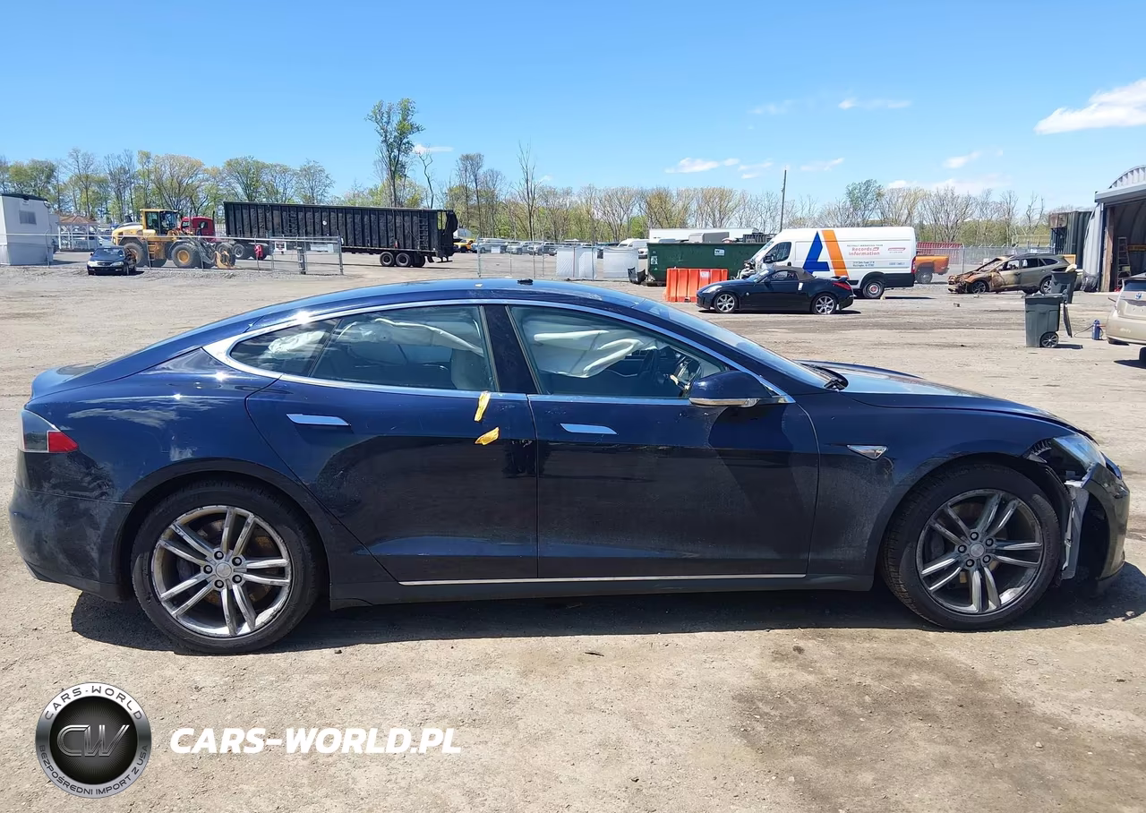 2014 Tesla Model S P85 VIN:5YJSA1H10EFP34798 - 13