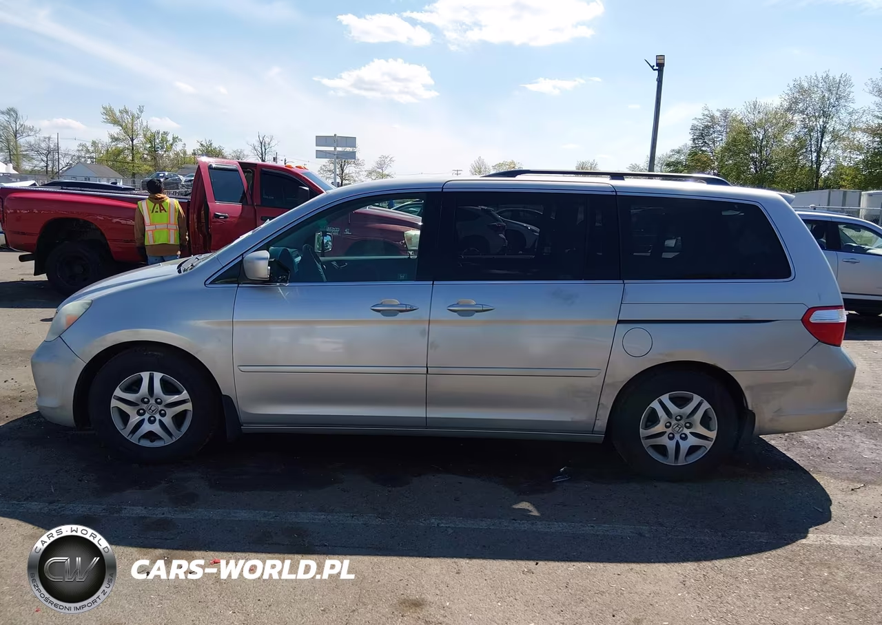 2005 Honda Odyssey Ex VIN:5FNRL38405B413696 - 14
