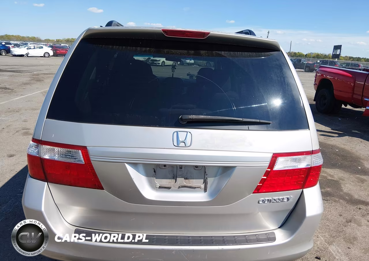 2005 Honda Odyssey Ex VIN:5FNRL38405B413696 - 16